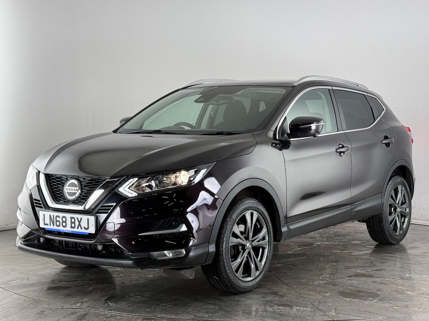 Used Nissan Qashqai 2018 for sale - 77259721: Photo 3