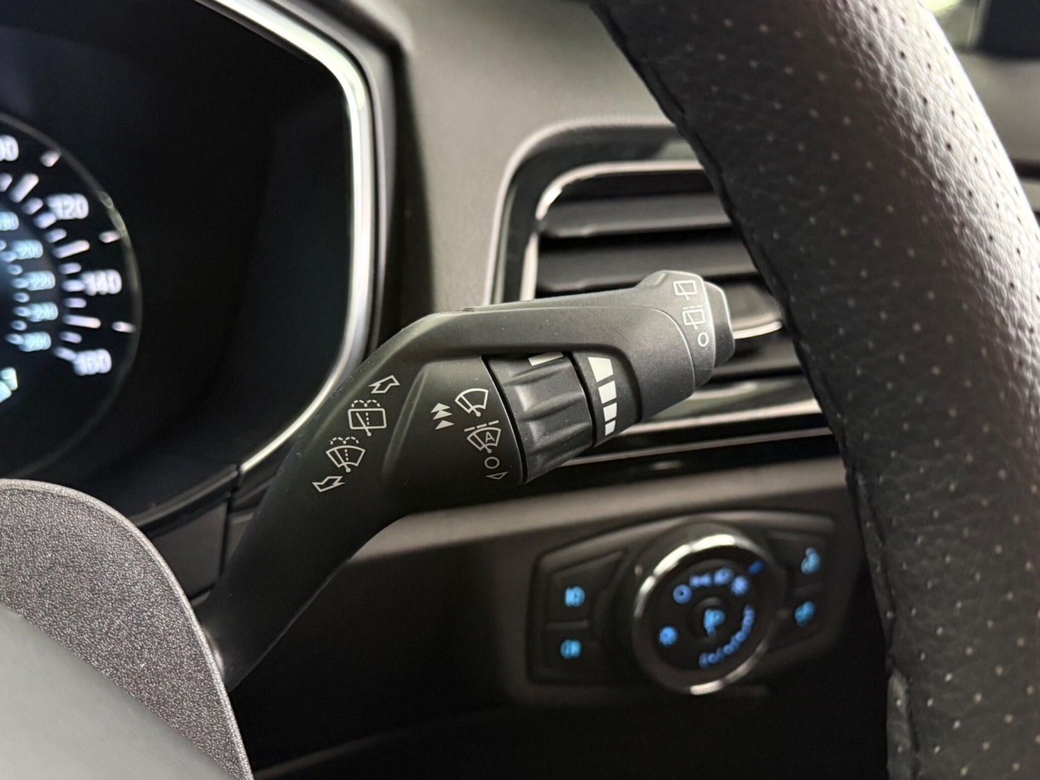 Used Ford Mondeo 2019 for sale - 77182369: Photo 27