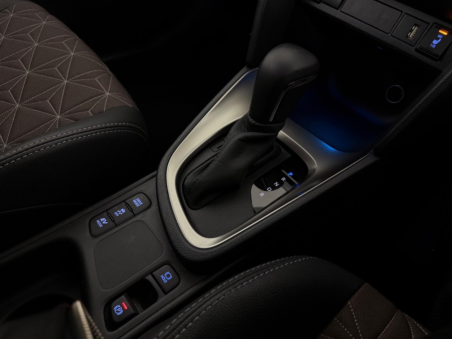 Used Toyota Yaris Cross 2023 for sale - 77182763: Photo 31