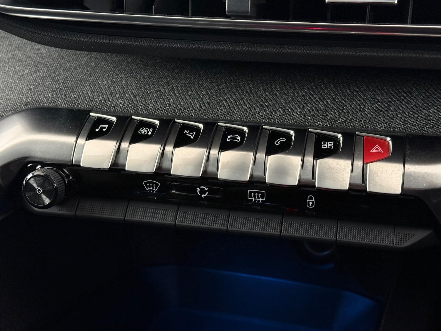 Used Peugeot 3008 2018 for sale - 76607854: Photo 39