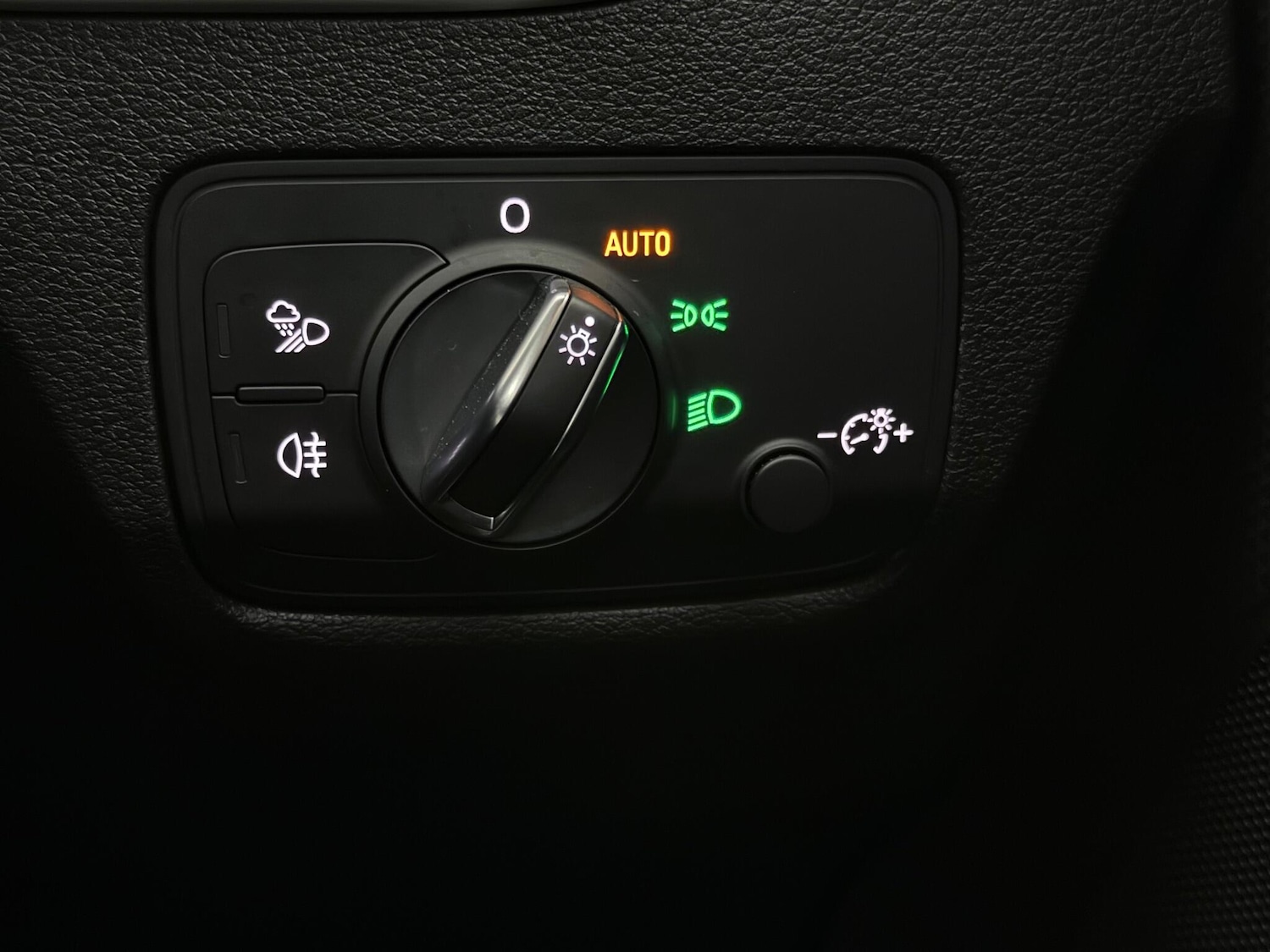 Used Audi Q2 2021 for sale - 77246798: Photo 23