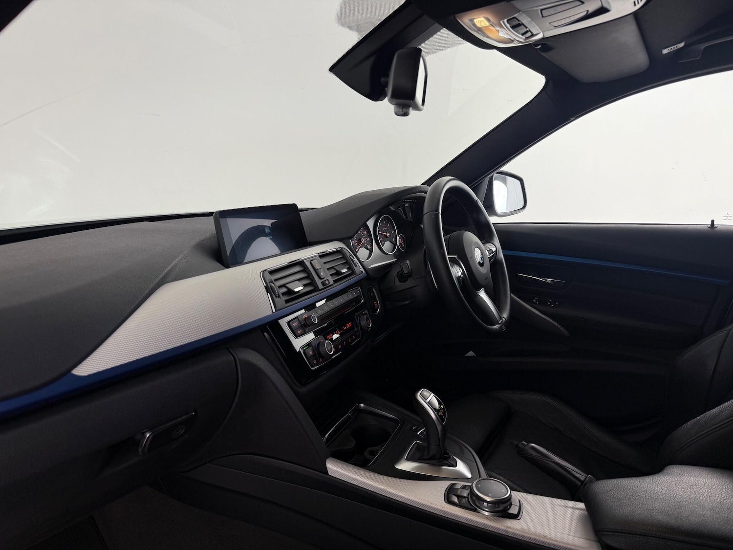 Used BMW 3 Series 2017 for sale - 77182811: Photo 13