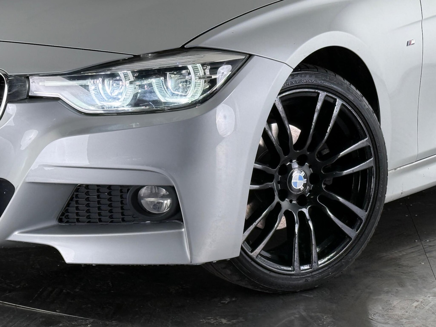 Used BMW 3 Series 2017 for sale - 77182811: Photo 38