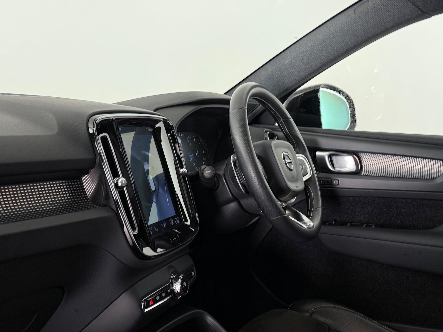 Used Volvo XC40 2018 for sale - 77222558: Photo 16