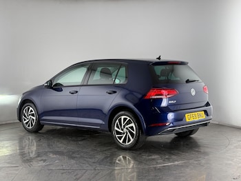 Used Volkswagen Golf 2019 for sale - 76727764: Photo