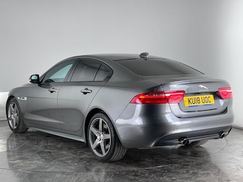 Used Jaguar XE 2018 for sale - 74362052: Photo