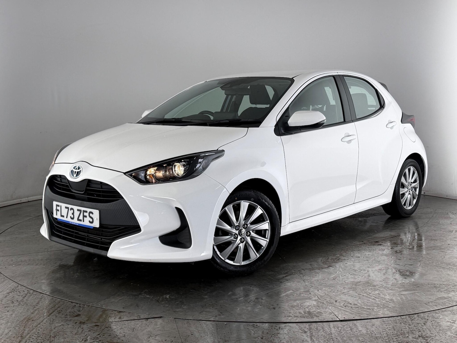 Used Toyota Yaris 2023 for sale - 76467455: Photo 43