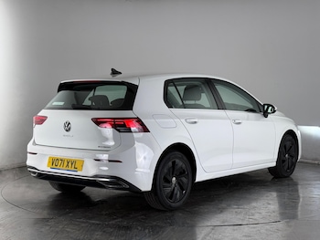 Used Volkswagen Golf 2021 for sale - 77647210: Photo