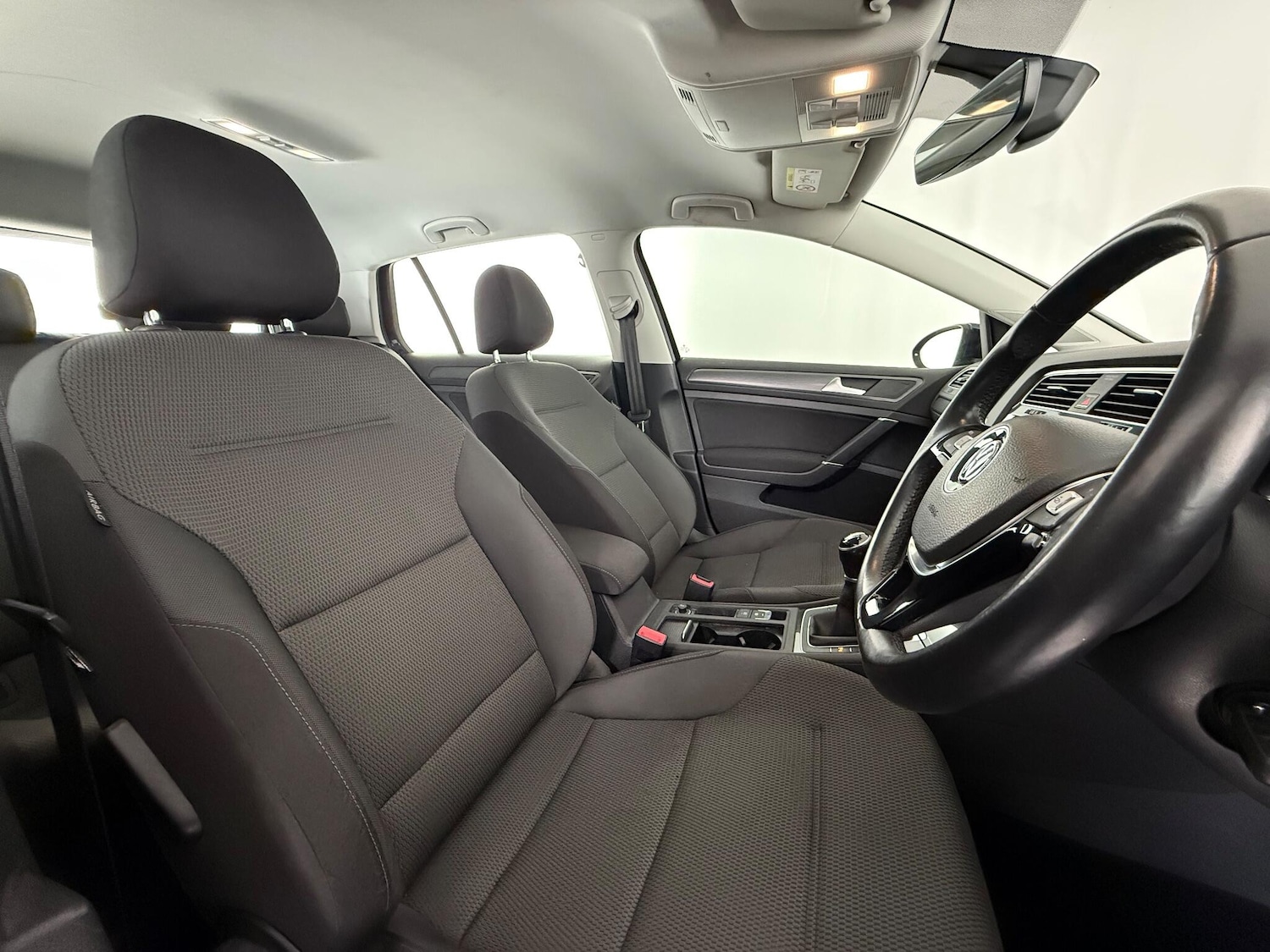 Used Volkswagen Golf 2018 for sale - 77221543: Photo 12