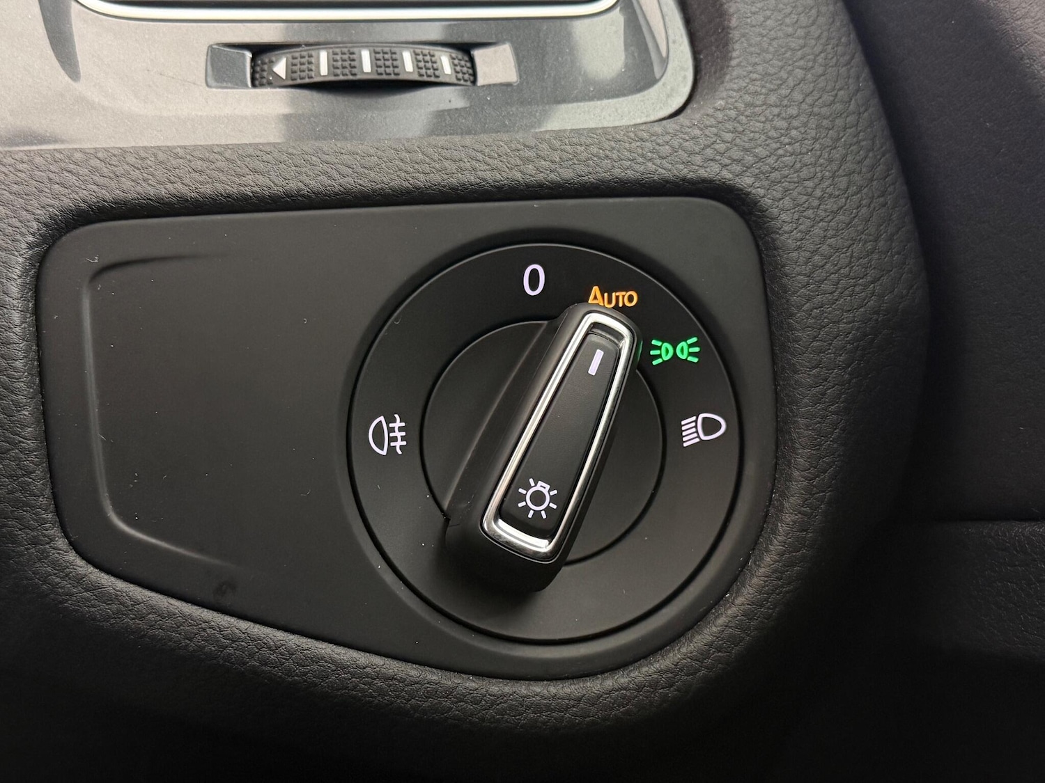 Used Volkswagen Golf 2018 for sale - 77221543: Photo 22