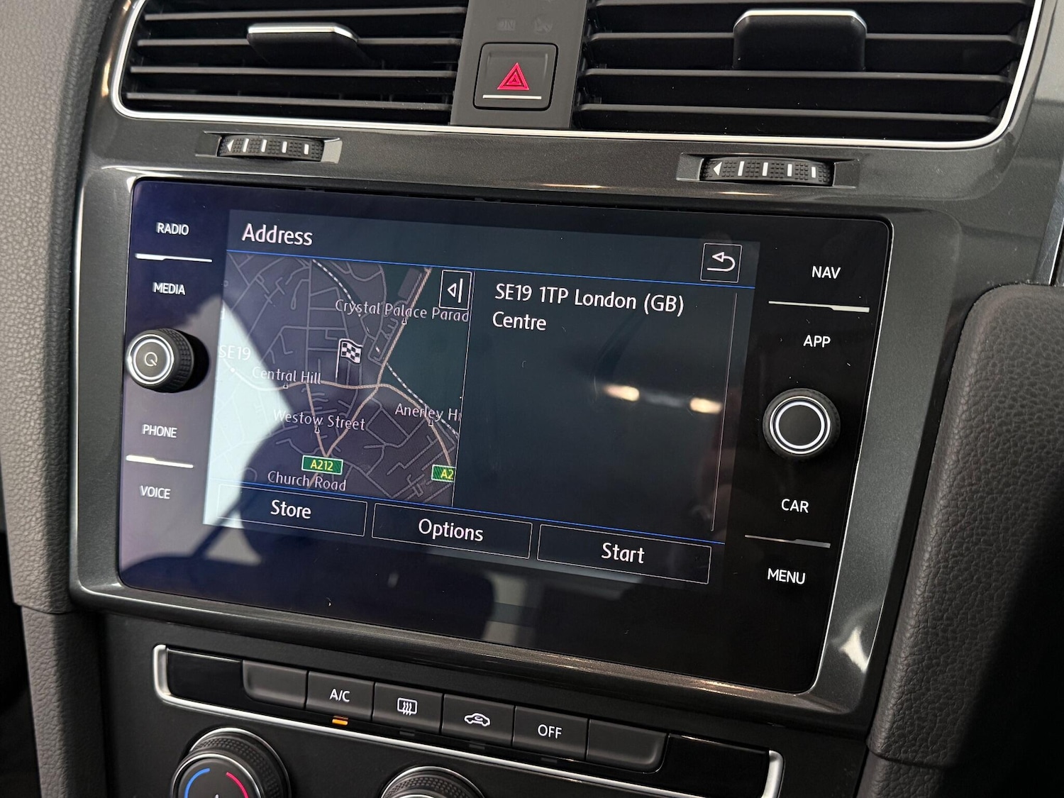 Used Volkswagen Golf 2018 for sale - 77221543: Photo 25