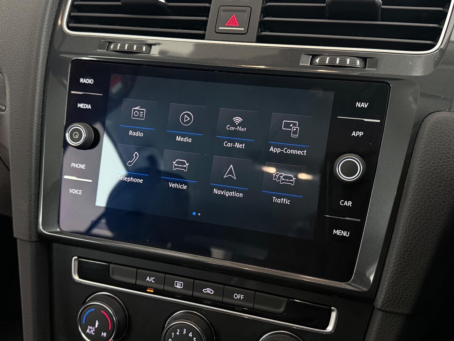 Used Volkswagen Golf 2018 for sale - 77221543: Photo 33