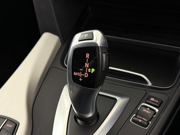 Used BMW 3 Series 2018 for sale - 76074171: Photo 33