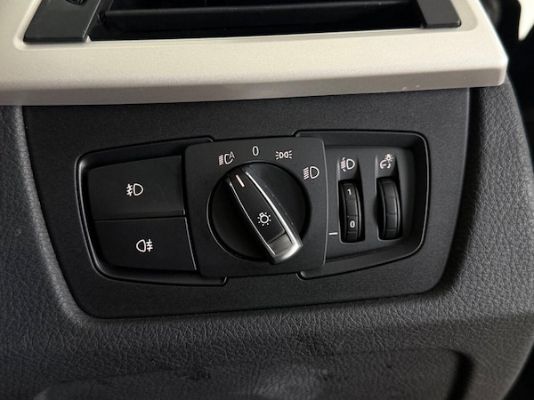 Used BMW 3 Series 2018 for sale - 76074171: Photo 37