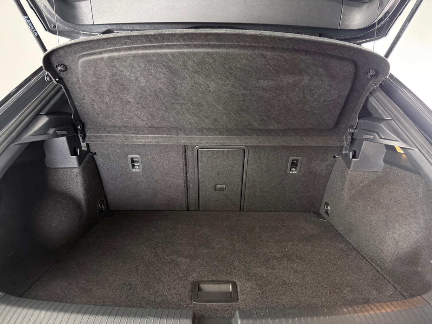 Used Volkswagen T-Roc 2022 for sale - 77543462: Photo 10