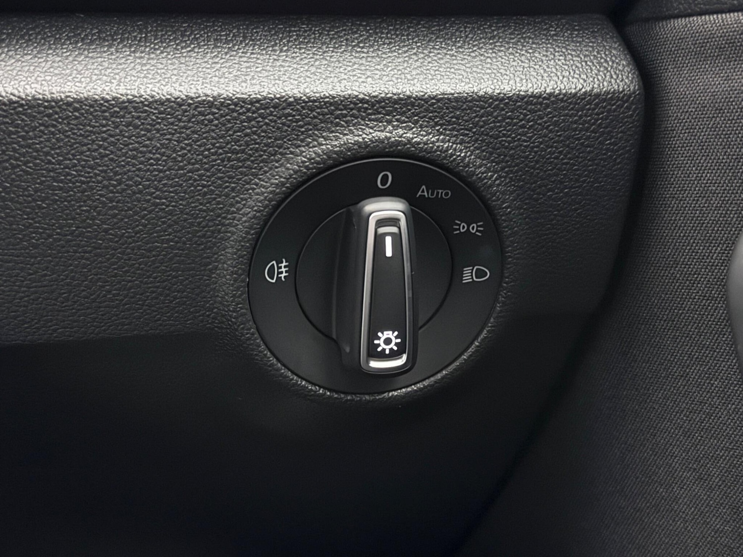 Used Volkswagen T-Roc 2022 for sale - 77543462: Photo 21