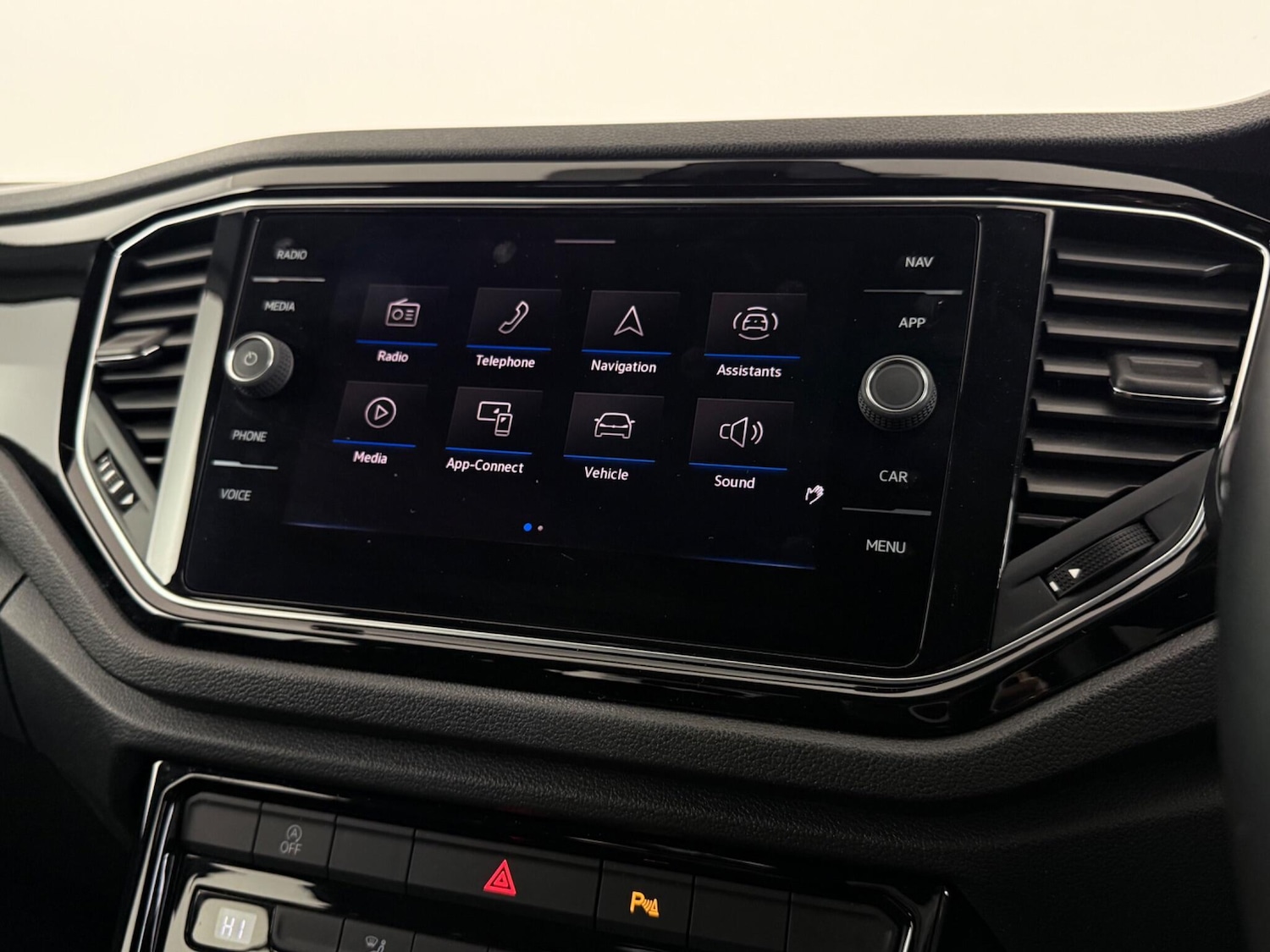 Used Volkswagen T-Roc 2022 for sale - 77543462: Photo 28