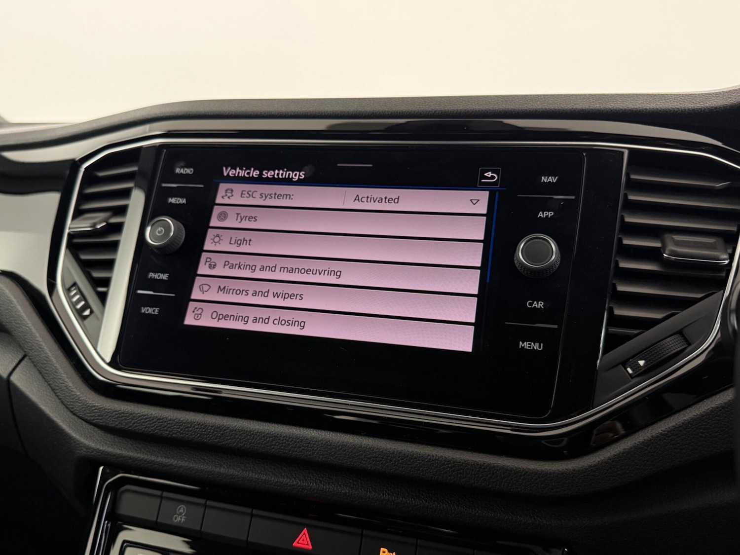 Used Volkswagen T-Roc 2022 for sale - 77543462: Photo 29