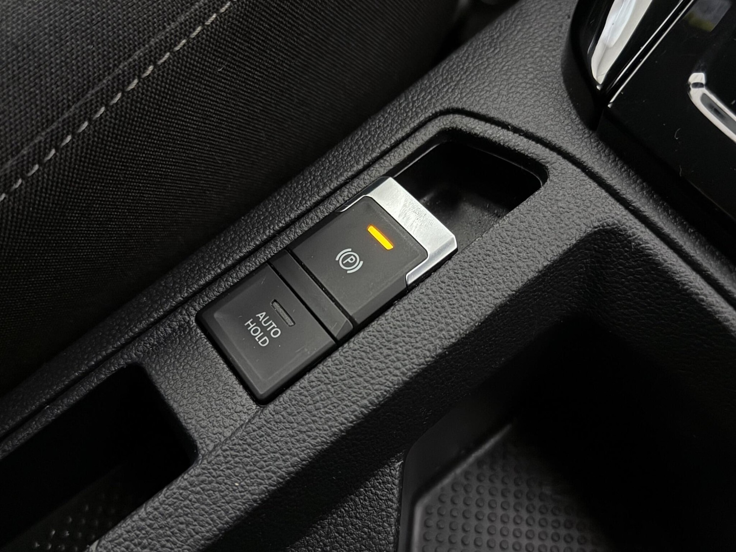 Used Volkswagen T-Roc 2022 for sale - 77543462: Photo 33