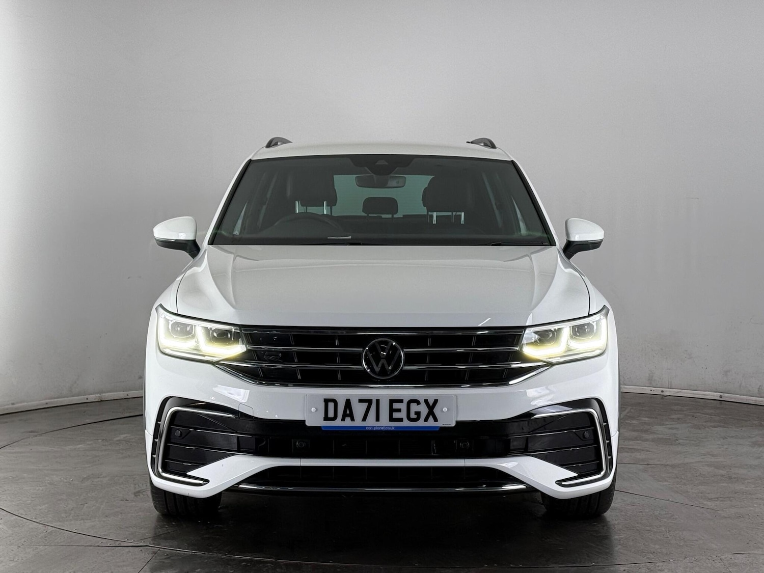 Used Volkswagen Tiguan 2021 for sale - 77268256: Photo 2