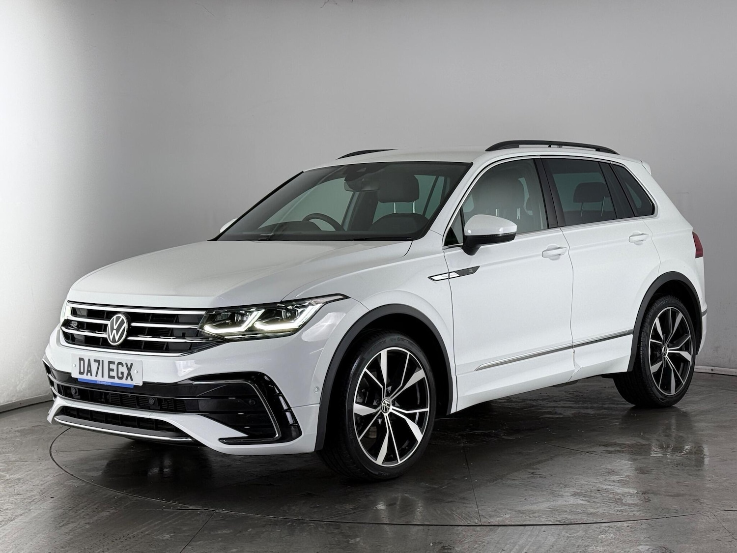Used Volkswagen Tiguan 2021 for sale - 77268256: Photo 3