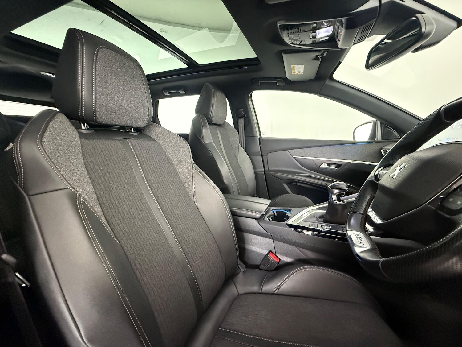 Used Peugeot 5008 2020 for sale - 77222421: Photo 11