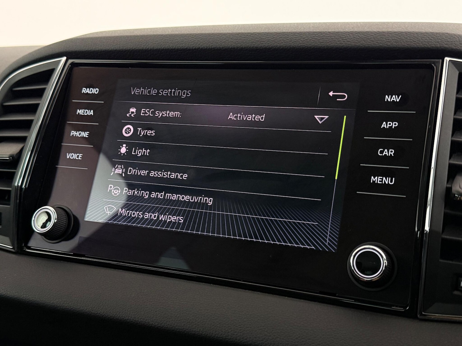 Used Skoda Karoq 2018 for sale - 77259872: Photo 26