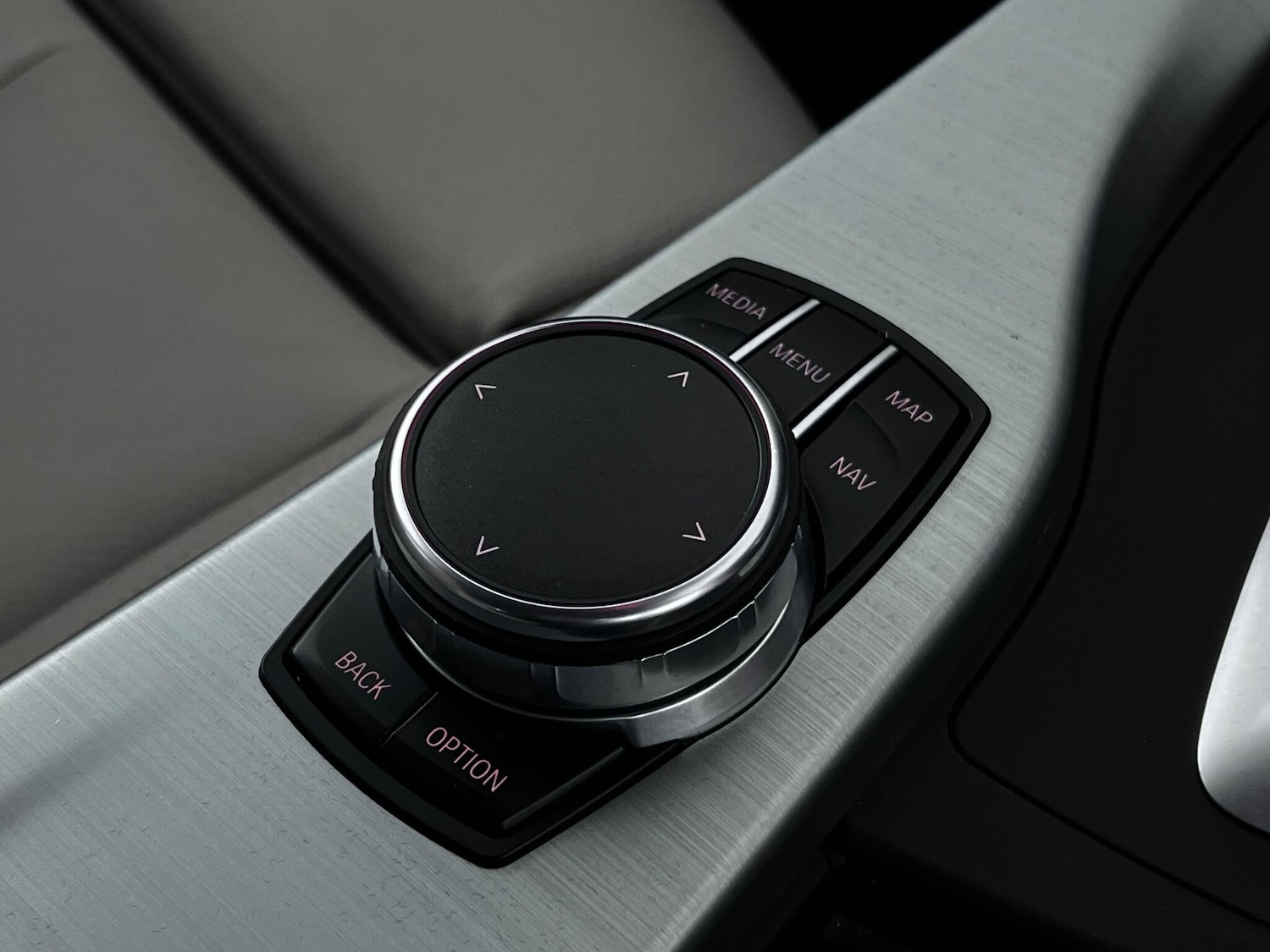 Used BMW 3 Series 2017 for sale - 77246236: Photo 30