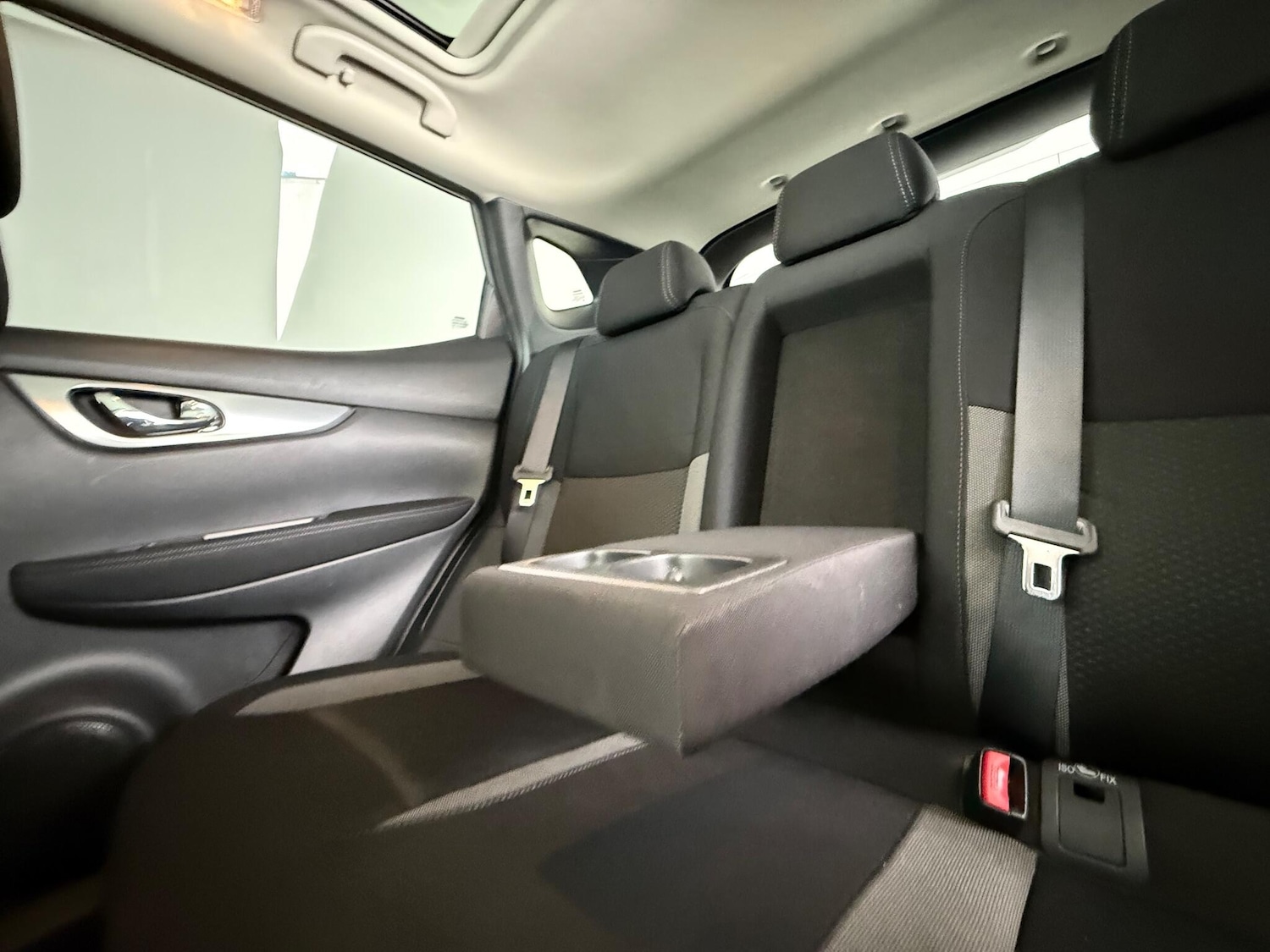 Used Nissan Qashqai 2018 for sale - 76467401: Photo 17