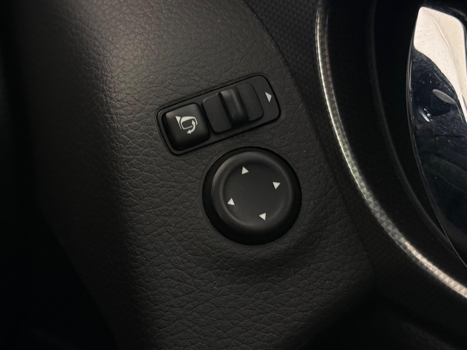 Used Nissan Qashqai 2018 for sale - 76467401: Photo 38