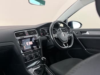 Used Volkswagen Golf 2018 for sale - 79622526: Photo