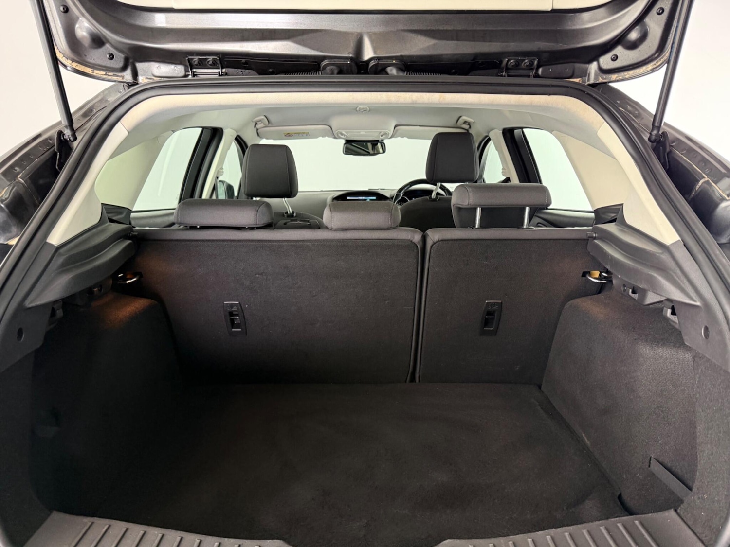 Used Ford Focus 2014 for sale - 78101536: Photo 8