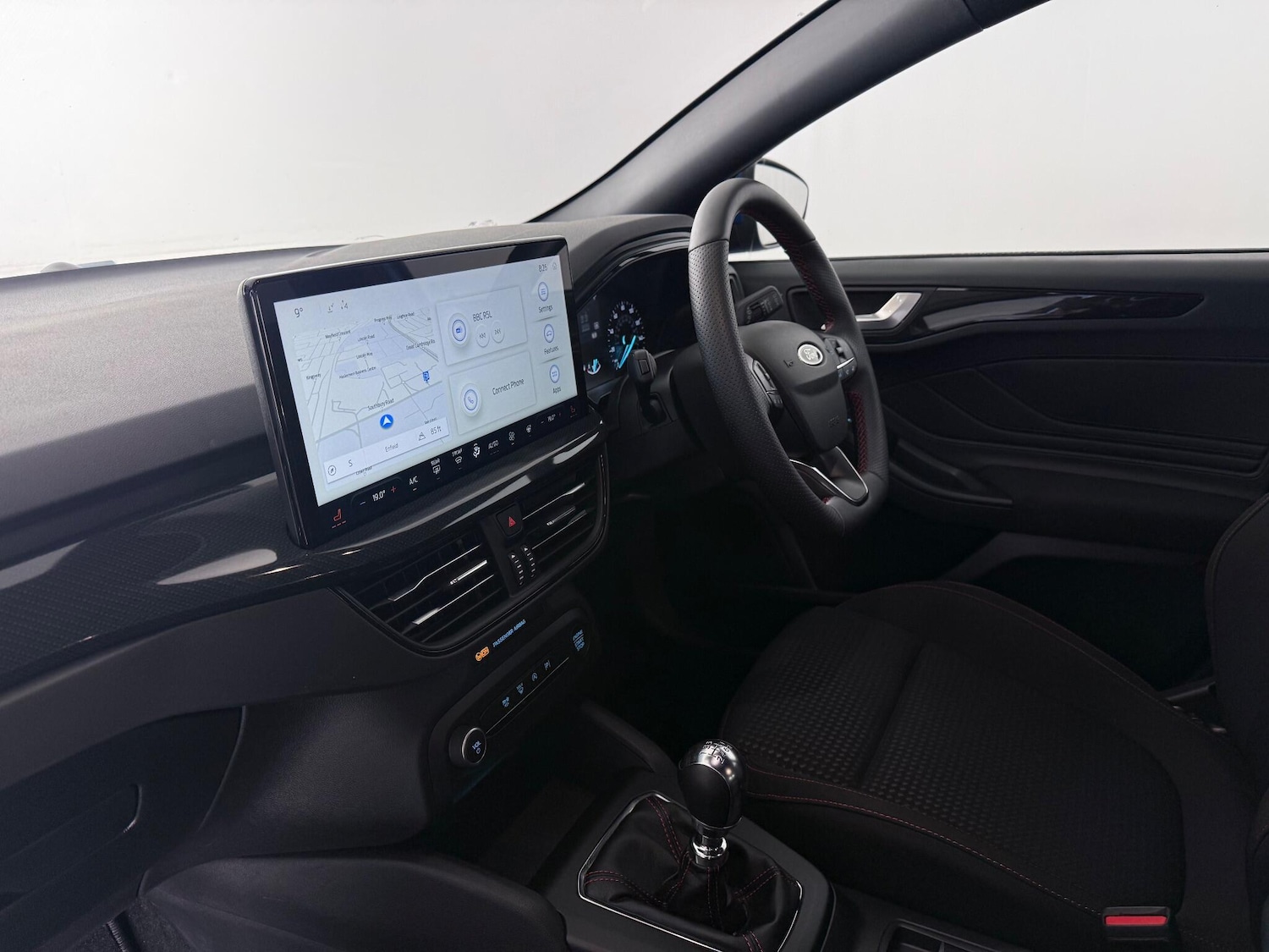 Used Ford Focus 2023 for sale - 76467104: Photo 16