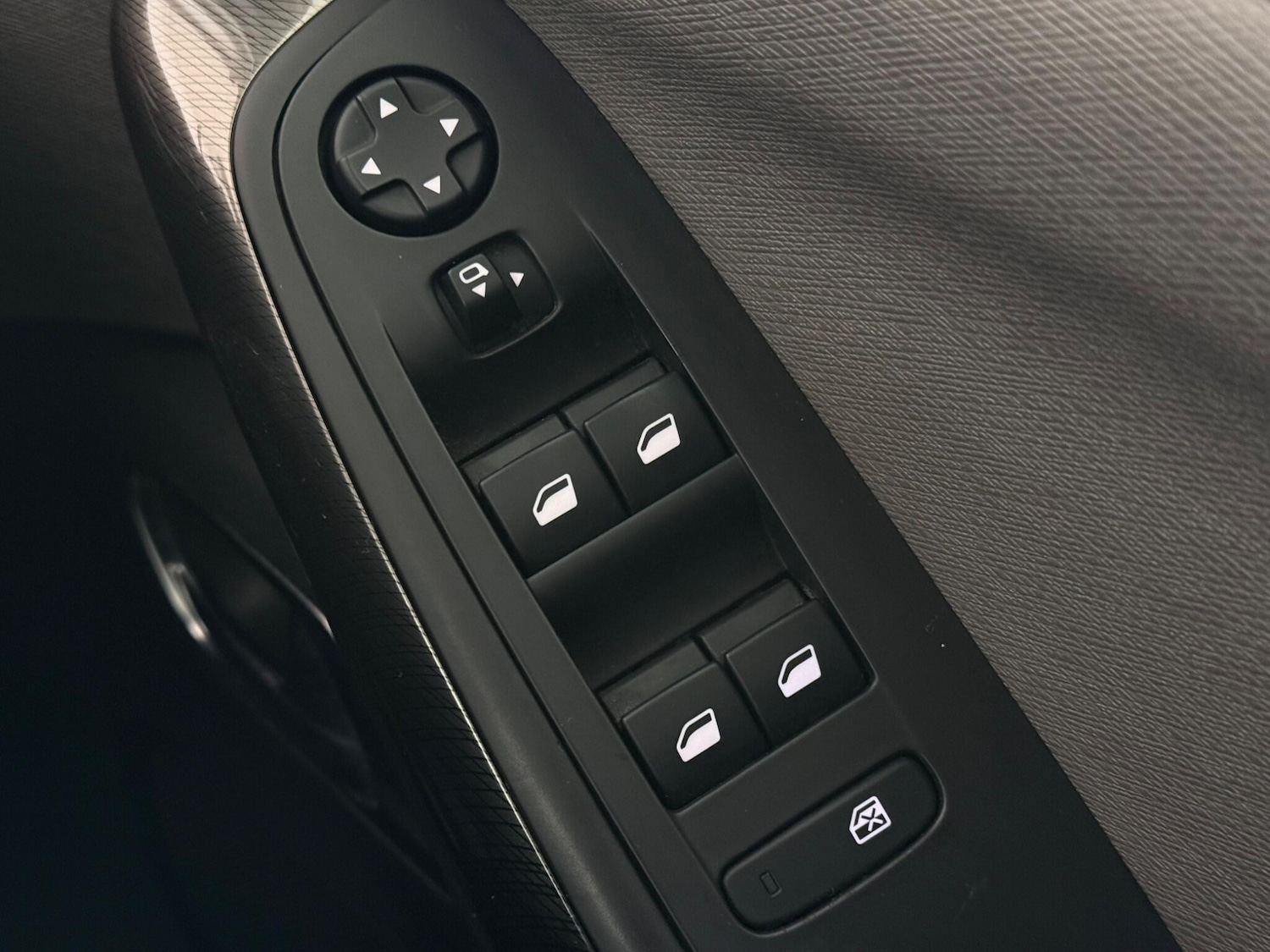 Used Citroen Grand C4 Picasso 2017 for sale - 78065049: Photo 26