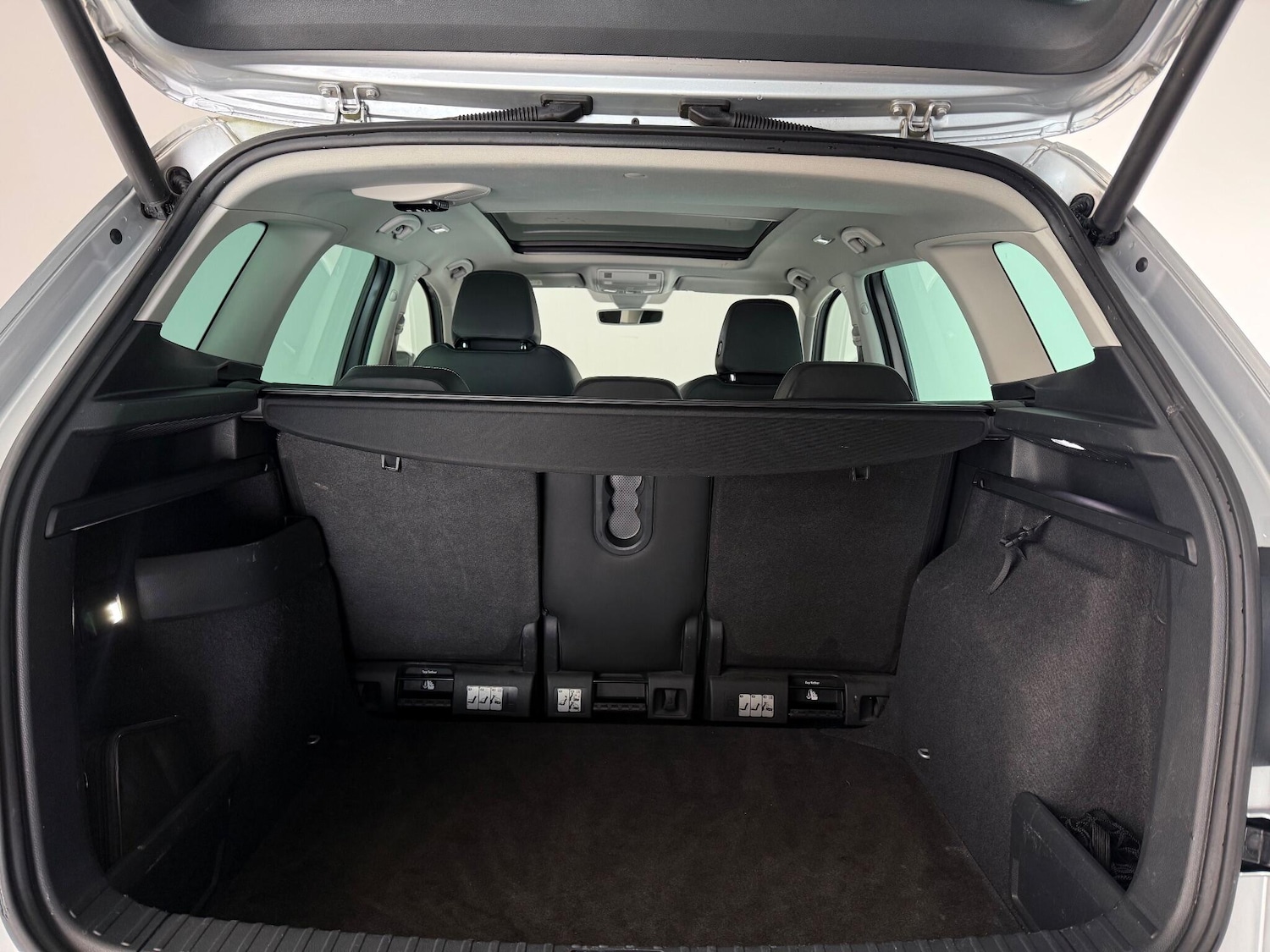 Used Skoda Karoq 2018 for sale - 77222183: Photo 10