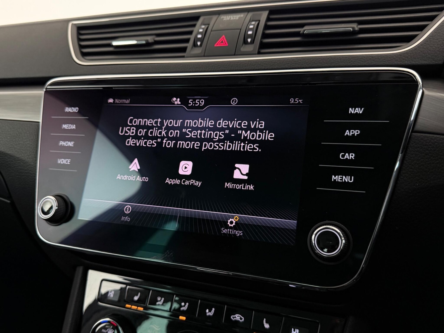 Used Skoda Superb 2021 for sale - 77575467: Photo 27