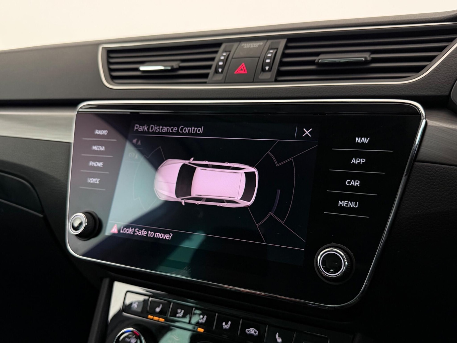 Used Skoda Superb 2021 for sale - 77575467: Photo 32