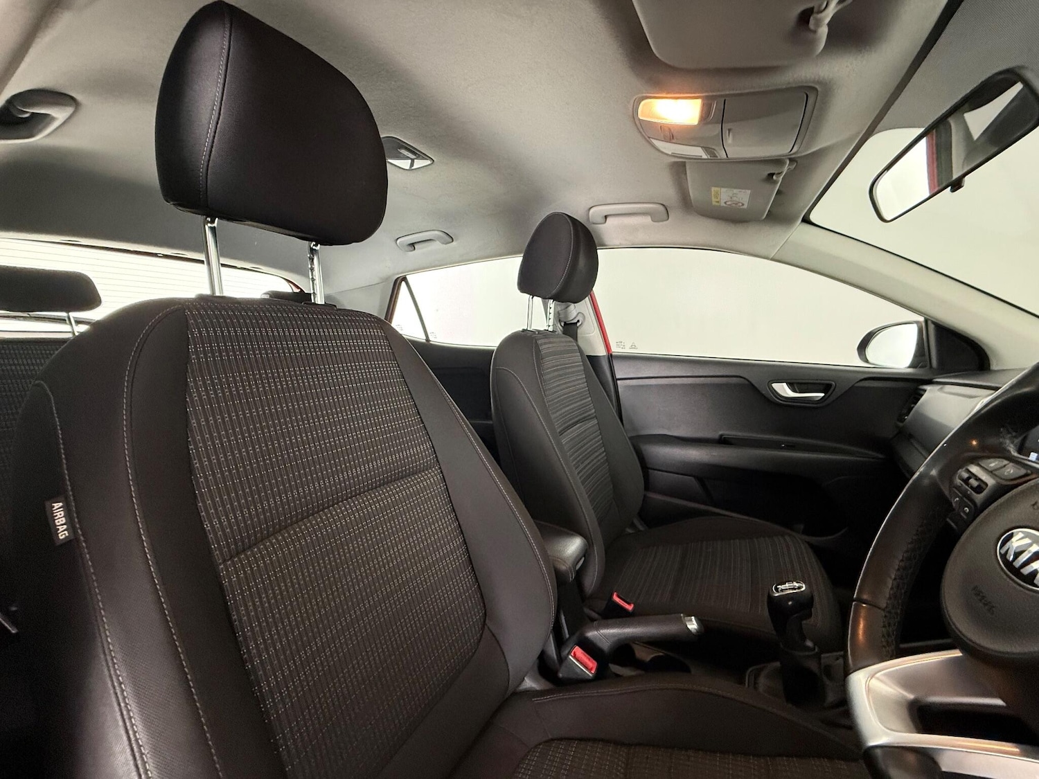 Used Kia Stonic 2019 for sale - 77081967: Photo 14