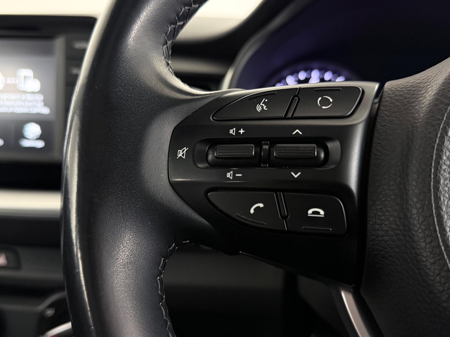 Used Kia Stonic 2019 for sale - 77081967: Photo 19