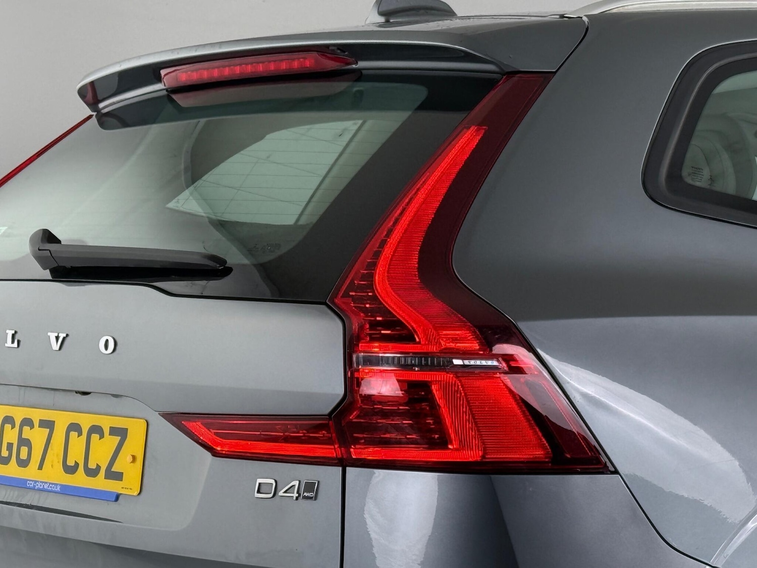 Used Volvo XC60 2017 for sale - 76666517: Photo 10