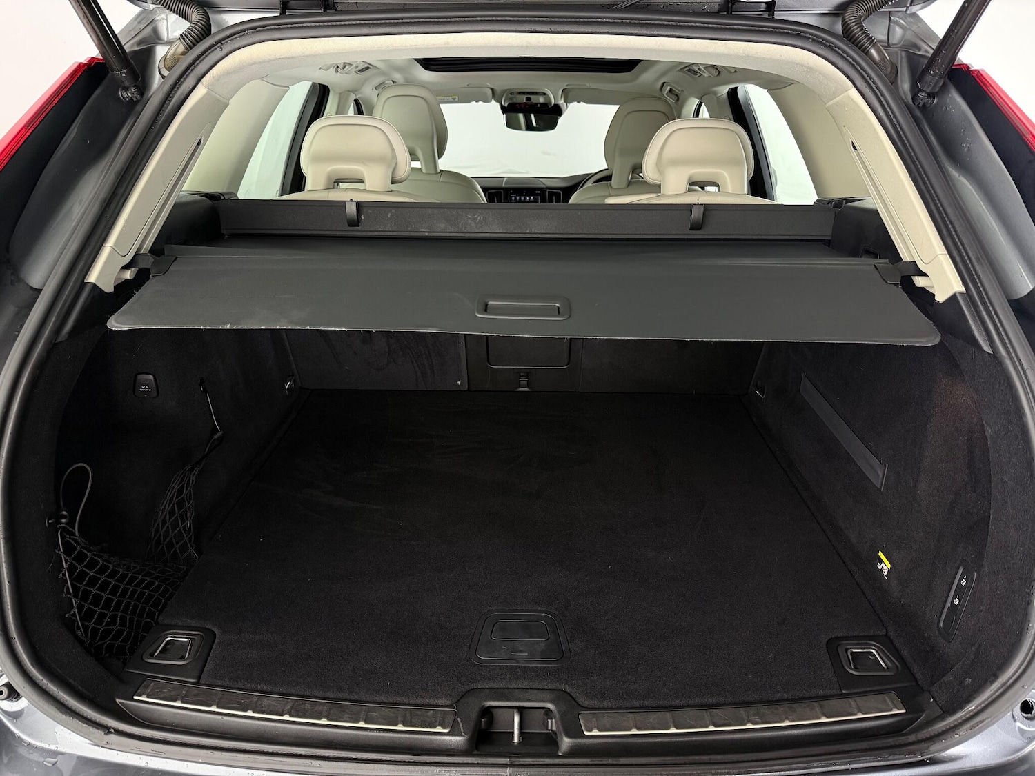 Used Volvo XC60 2017 for sale - 76666517: Photo 13