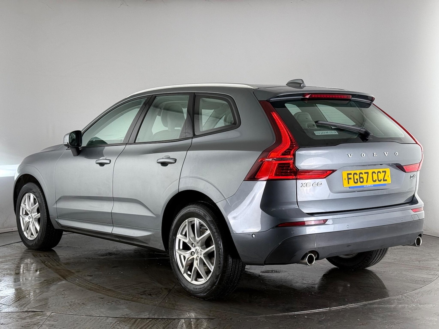 Used Volvo XC60 2017 for sale - 76666517: Photo 4