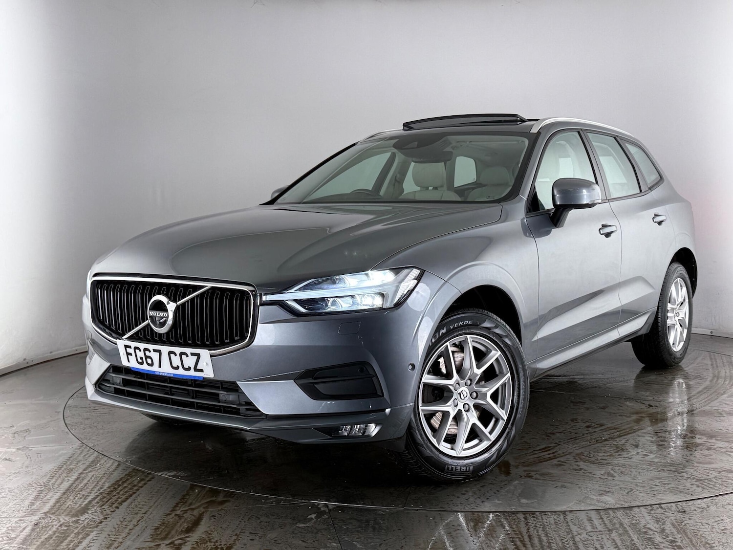 Used Volvo XC60 2017 for sale - 76666517: Photo 49