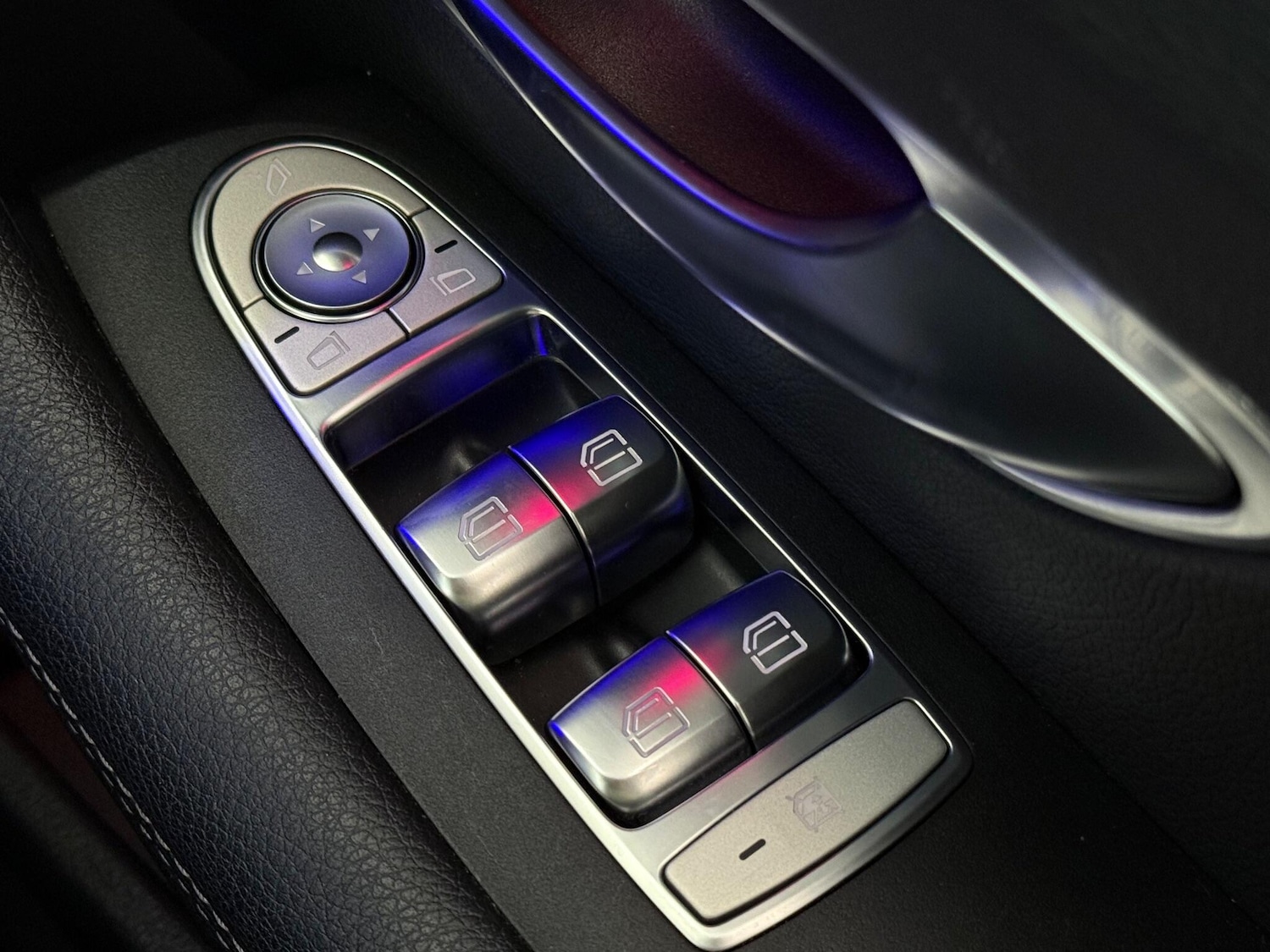 Used Mercedes-Benz E Class 2019 for sale - 76466732: Photo 29