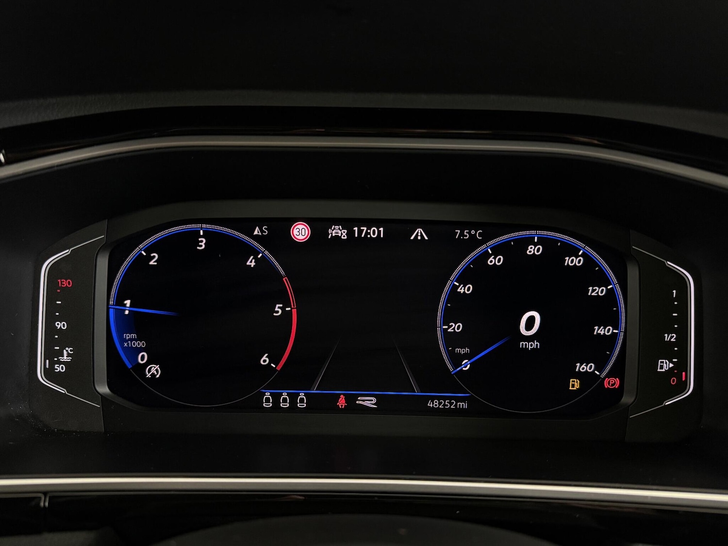 Used Volkswagen T-Roc 2022 for sale - 77280064: Photo 11