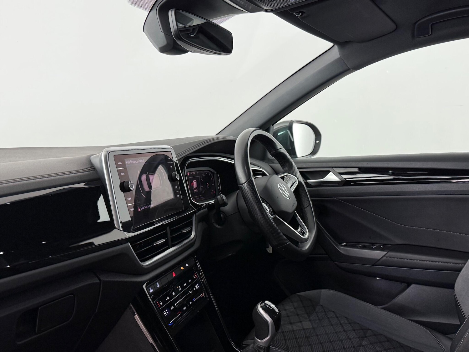 Used Volkswagen T-Roc 2022 for sale - 77280064: Photo 13