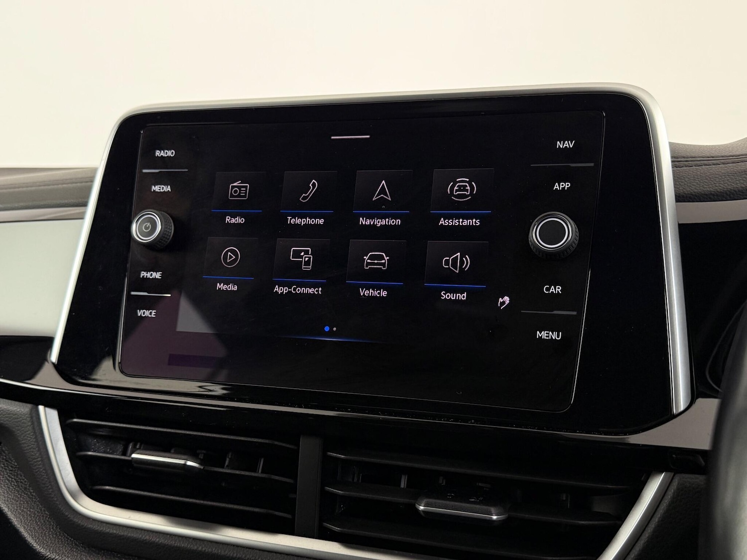 Used Volkswagen T-Roc 2022 for sale - 77280064: Photo 28