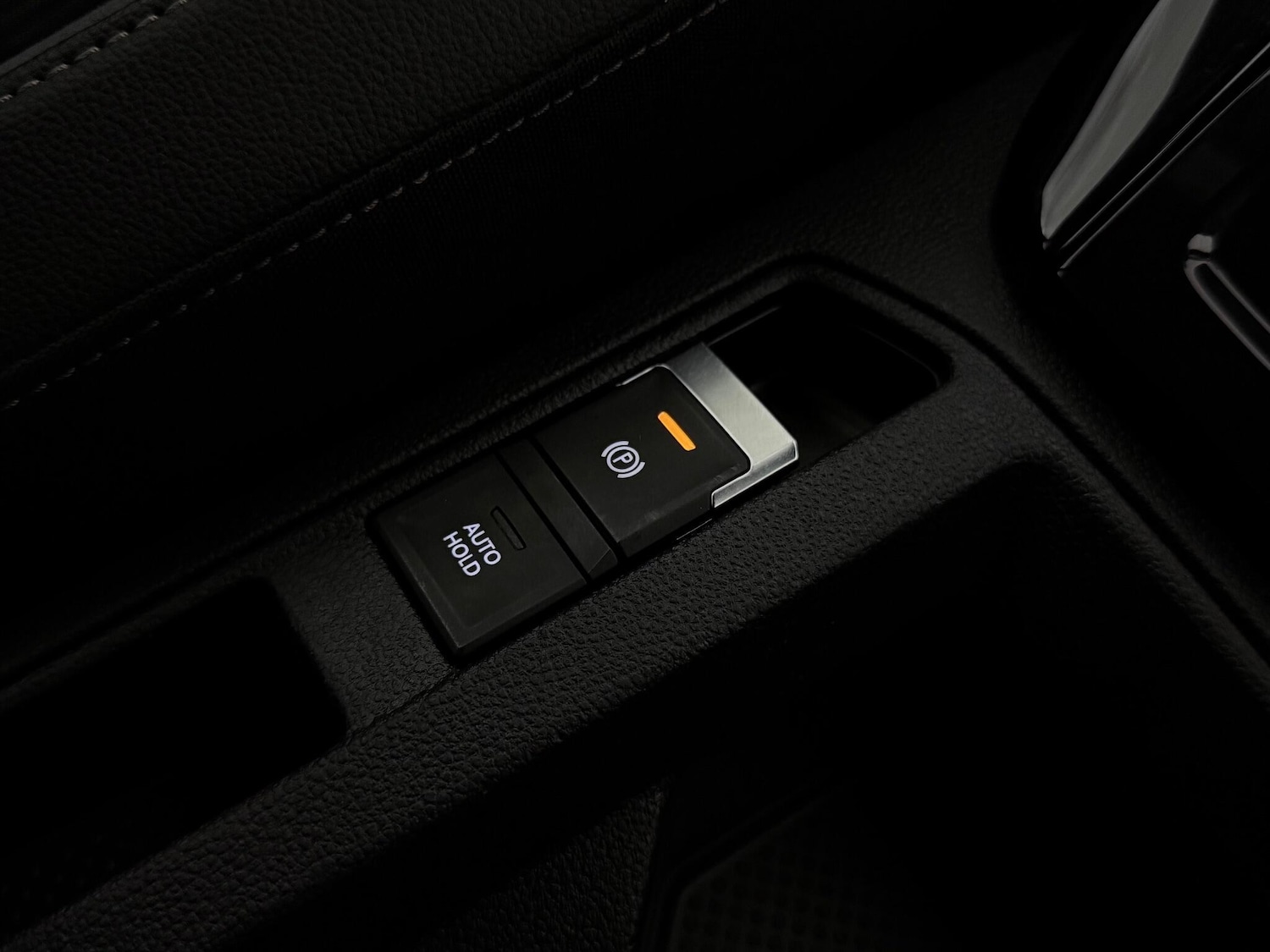 Used Volkswagen T-Roc 2022 for sale - 77280064: Photo 31