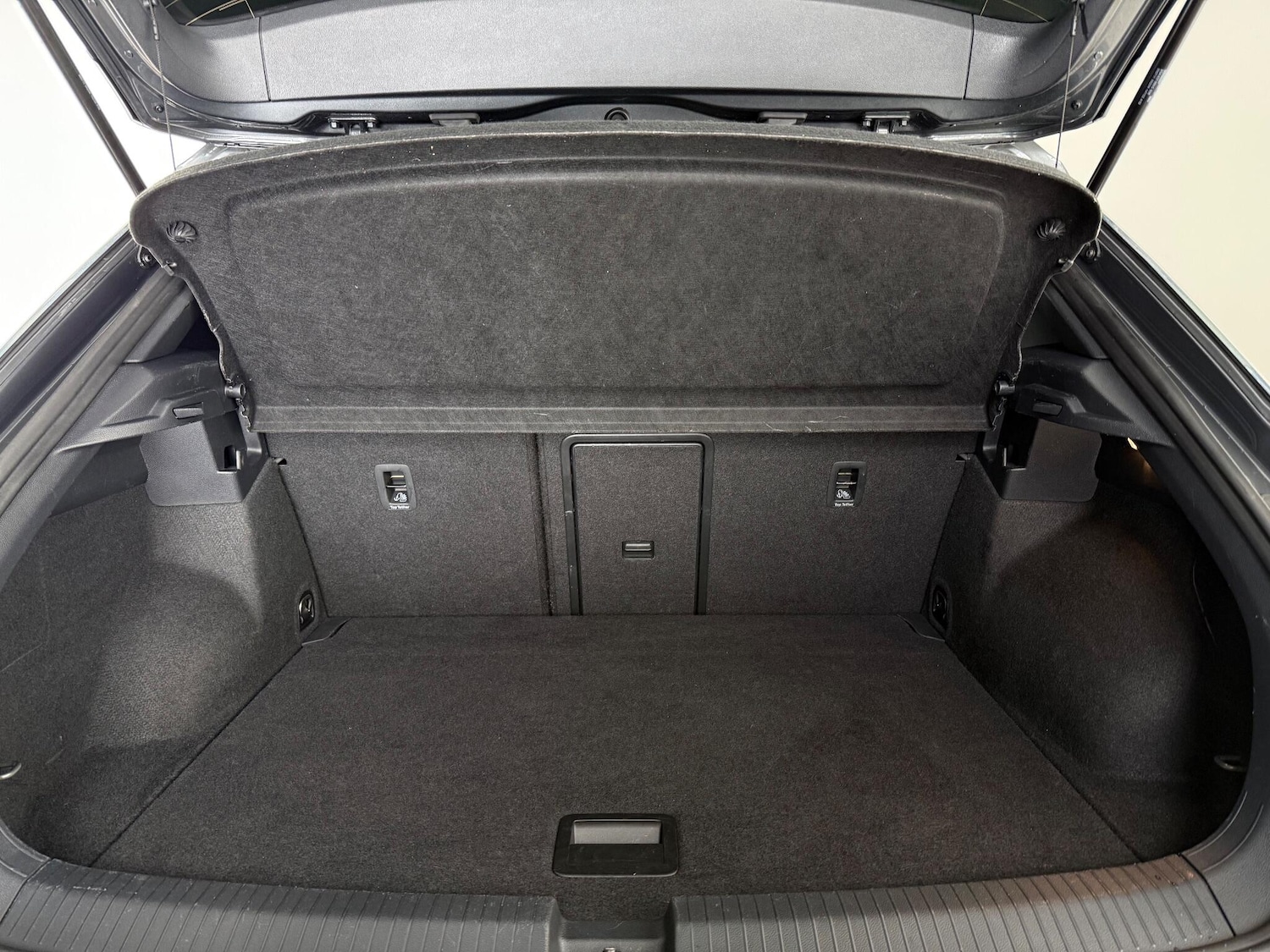 Used Volkswagen T-Roc 2022 for sale - 77280064: Photo 7