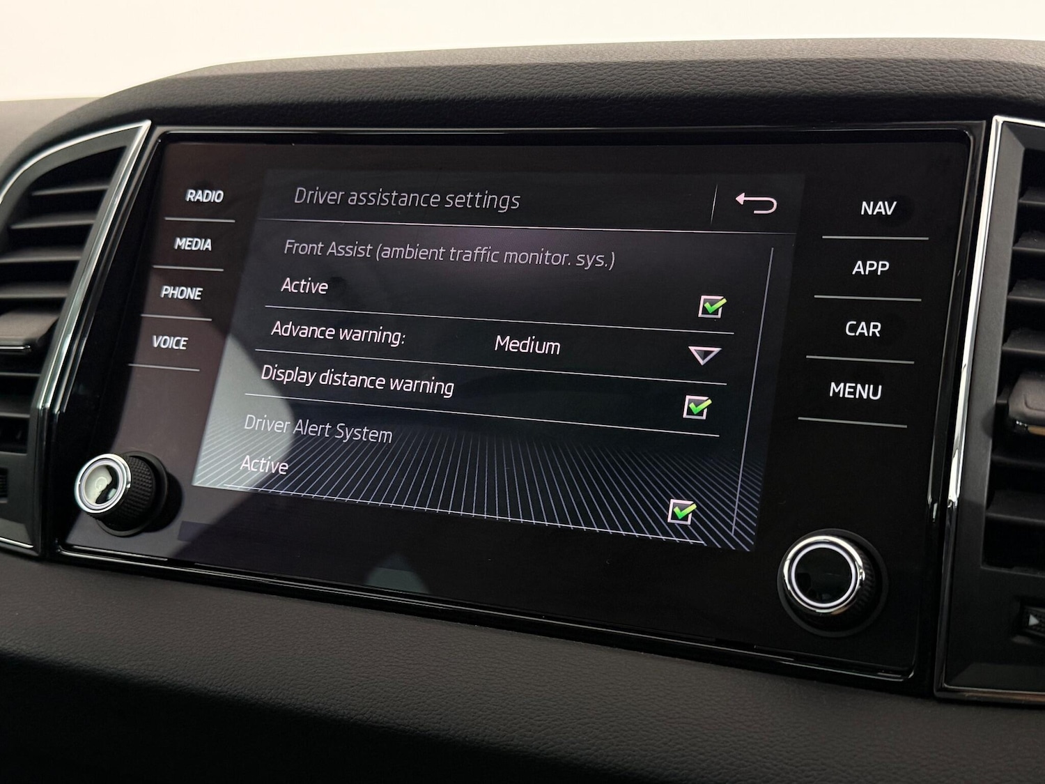 Used Skoda Karoq 2018 for sale - 77183206: Photo 29